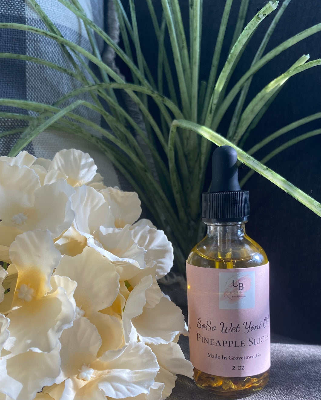 SoSo Wet Pineapple Yoni Oil 🍍